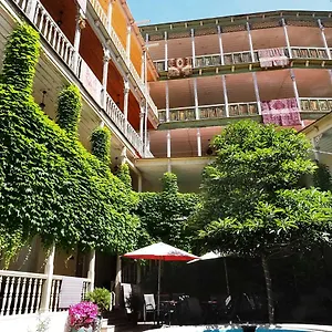 Nata 3*, Tbilisi Georgia